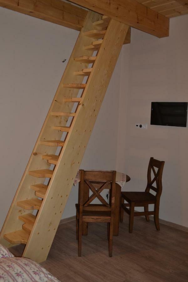 Penzión Thamasy Spisske Tomasovce Exterior foto